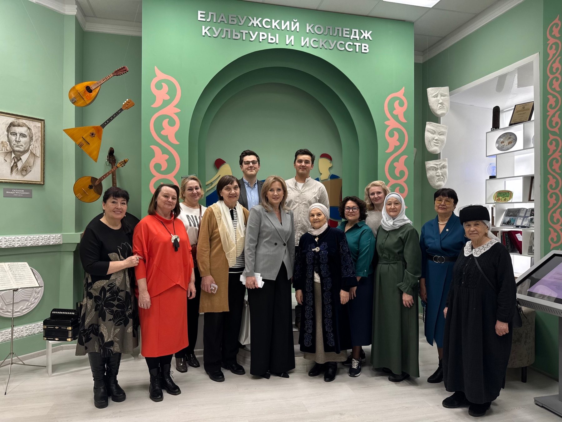 Новые впечатления разделяют вместе